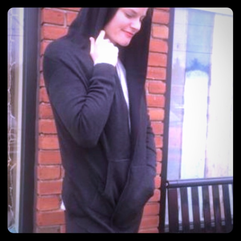 Lululemon Cabin yogi sweater wrap priced to sell